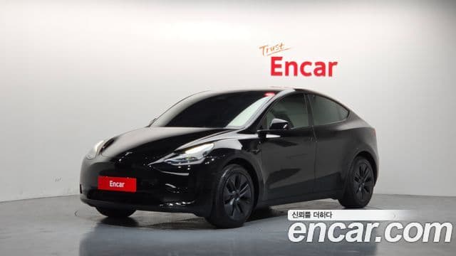 Tesla Model Y — 1