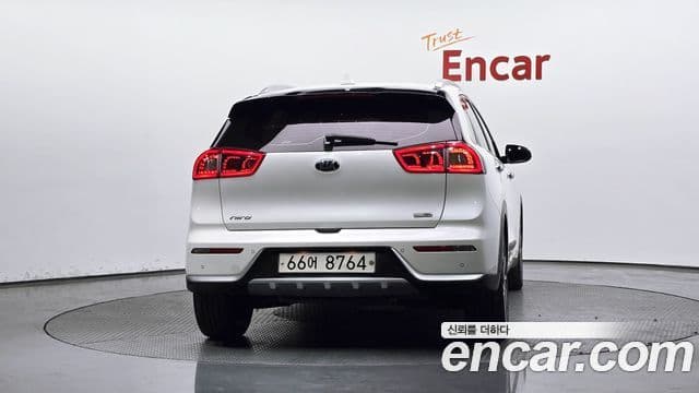 Kia Niro 4