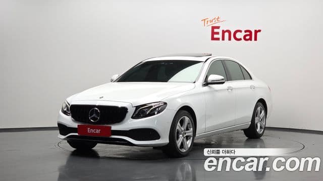 Mercedes-Benz E-Class W213 1