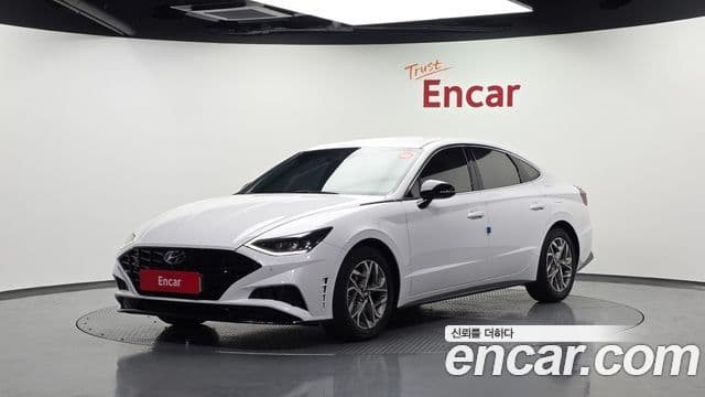 Hyundai Sonata (DN8)