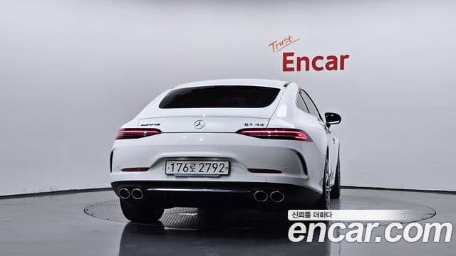 Mercedes-Benz AMG GT 4
