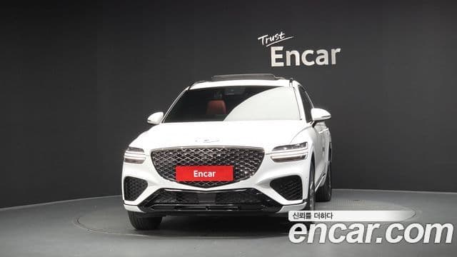 Genesis GV70 3