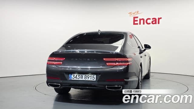Genesis G80 (RG3) 3