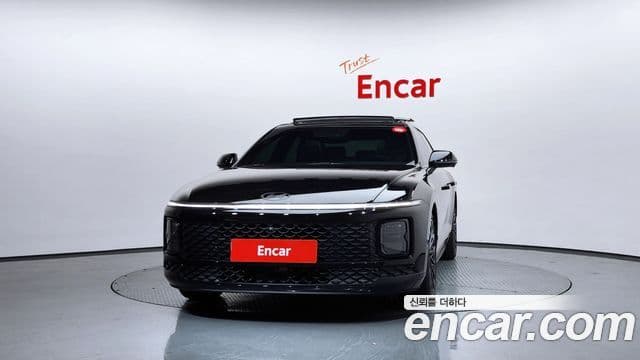 Hyundai Grandeur (GN7) 3