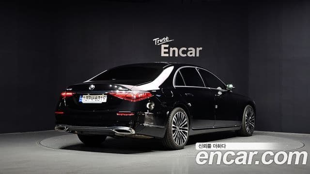 Mercedes-Benz S-Class W223 2
