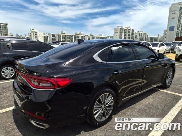 Hyundai Grandeur IG Hybrid 3