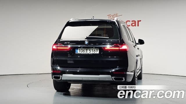 BMW X7 (G07) 3