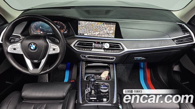 BMW X7 (G07) 4