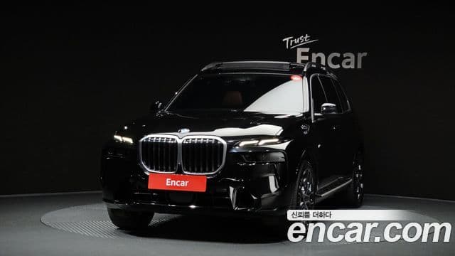 BMW X7 (G07) 3