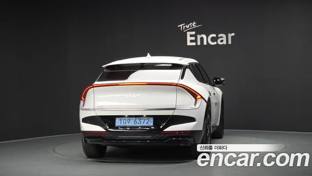 Kia The New EV6 4