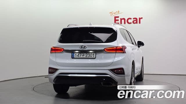 Hyundai Santa Fe TM 4