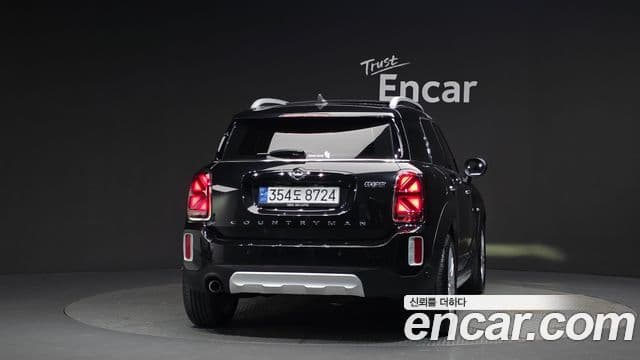 MINI Cooper Countryman 4