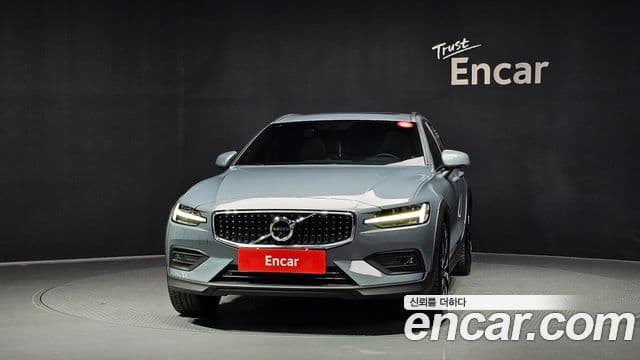 Volvo V60 Cross Country 2nd Gen 3
