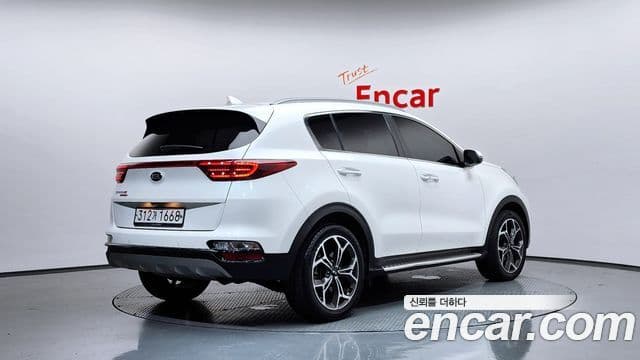 Kia Sportage The Bold 2