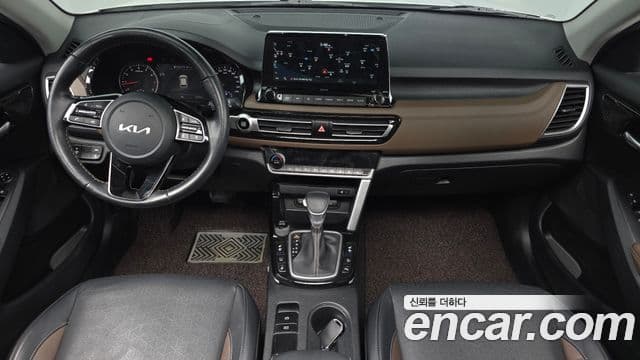 Kia Seltos 4