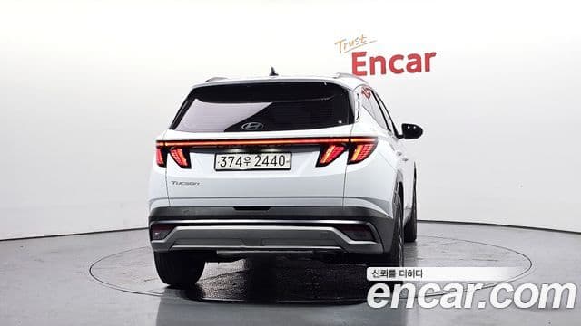 Hyundai The New Tucson Hybrid (NX4) 3