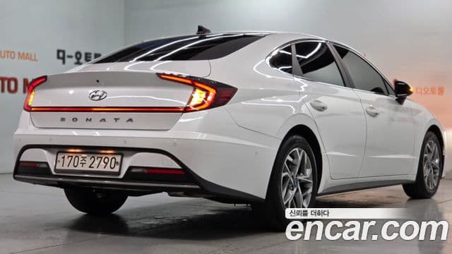 Hyundai Sonata (DN8) 4