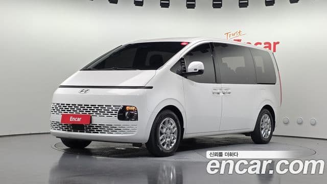 Hyundai Staria — 1