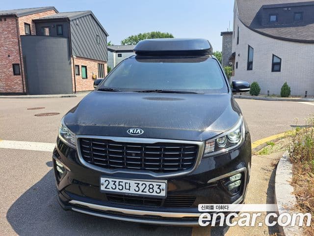 Kia The New Carnival 1
