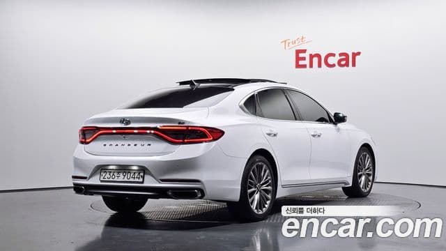 Hyundai Grandeur IG 2