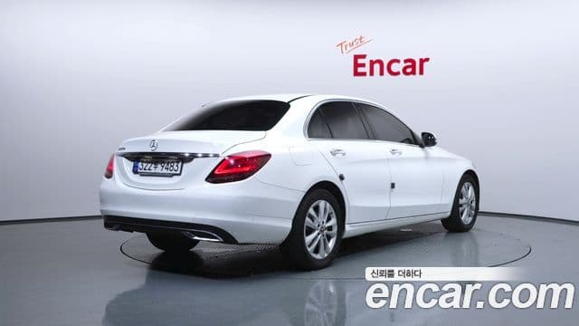 Mercedes-Benz C-Class W205 2