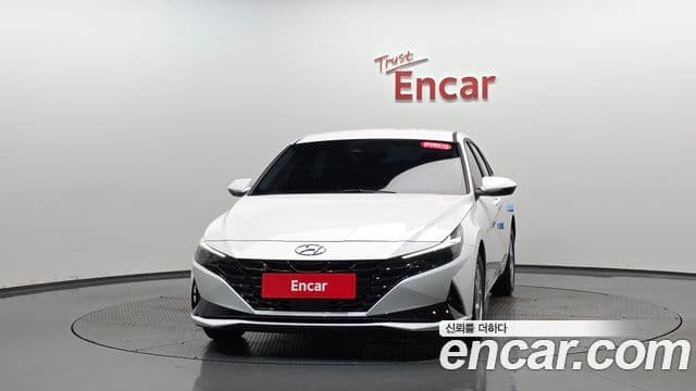 Hyundai Avante (CN7) 2