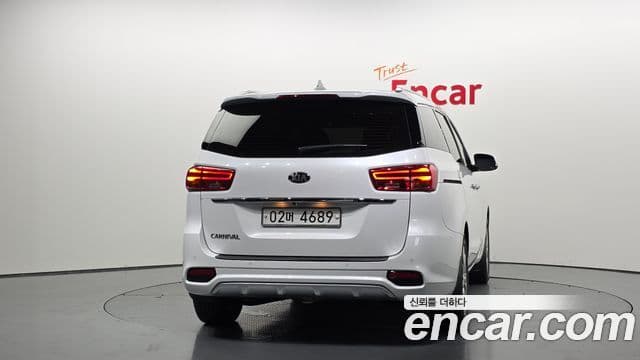 Kia The New Carnival 4