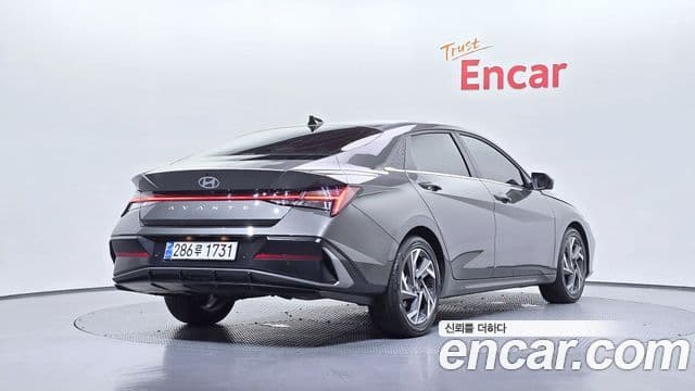 Hyundai The New Avante (CN7) 2