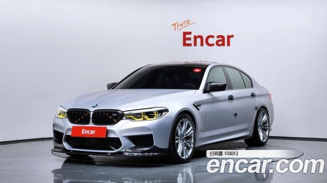BMW M5 (F90)