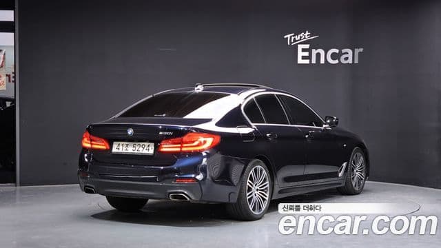 BMW 5 Series (G30) 2