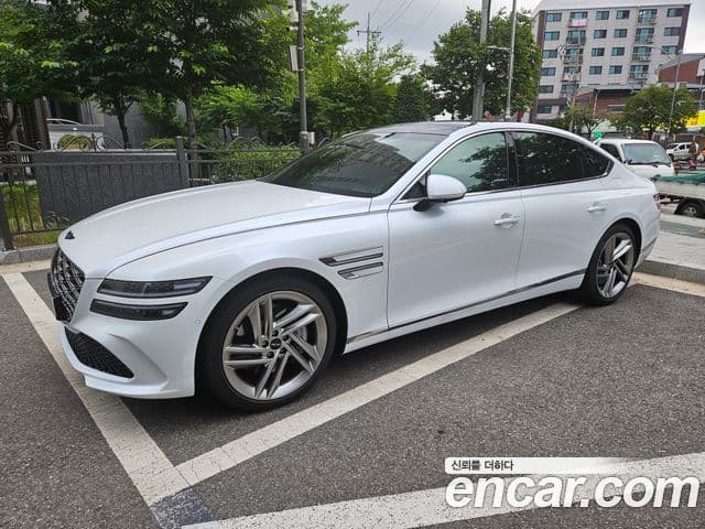 Genesis G80 (RG3) 1