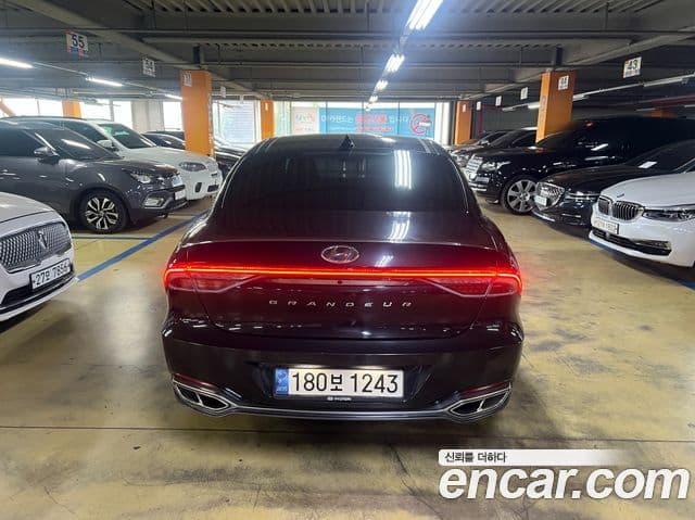 Hyundai The New Grandeur IG 2