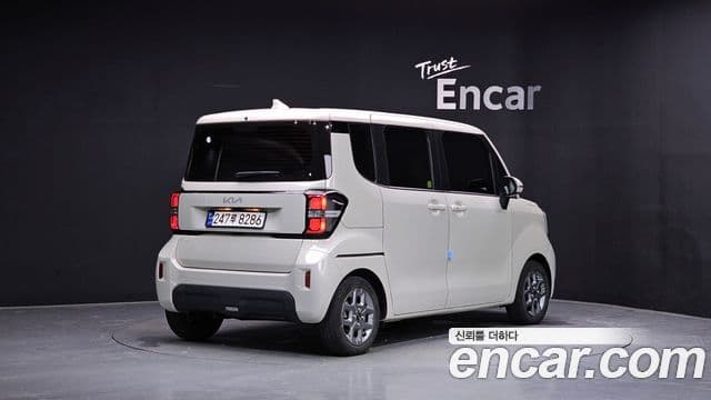 Kia The New Kia Ray 2