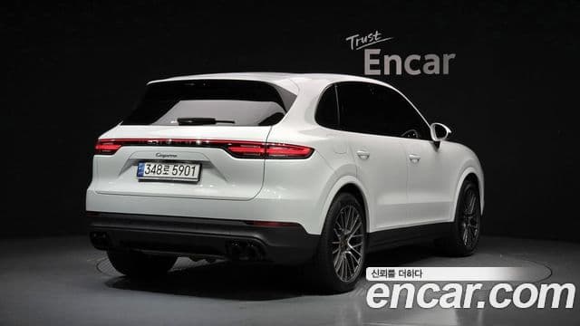 Porsche Cayenne (PO536) 2