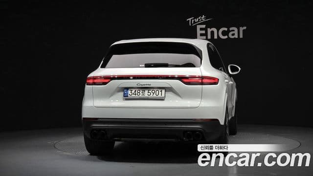 Porsche Cayenne (PO536) 4