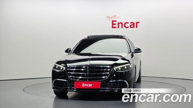 Mercedes-Benz S-Class W223 2