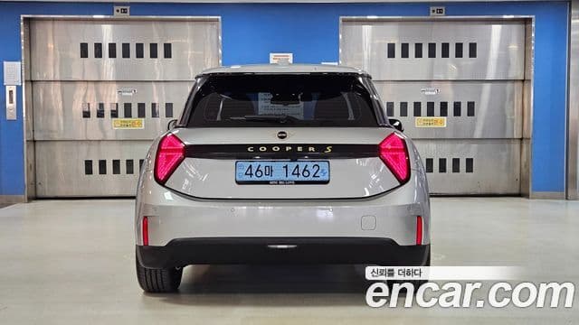 MINI Cooper Electric 4th Gen 4