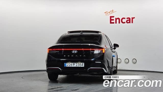 Hyundai Sonata The Edge (DN8) 4