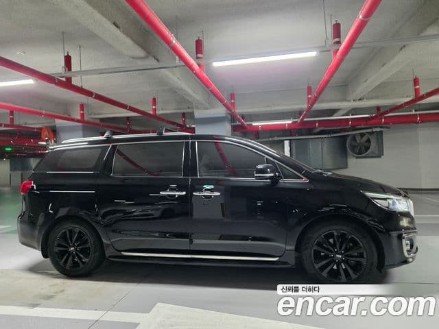 Kia All New Carnival 4
