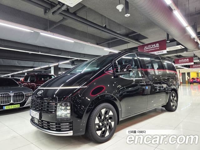 Hyundai The New Staria 2