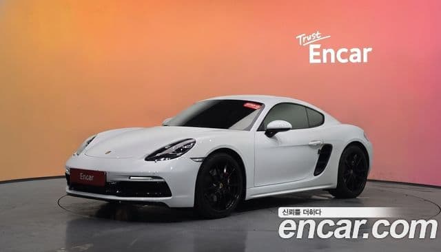 Porsche 718 Cayman 1