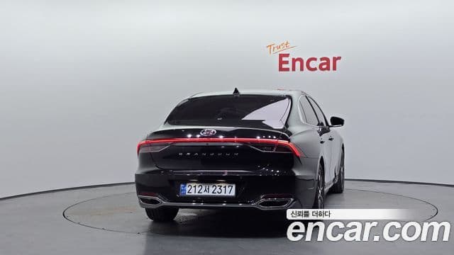Hyundai The New Grandeur IG 4