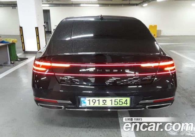Genesis G90 (RS4) 3