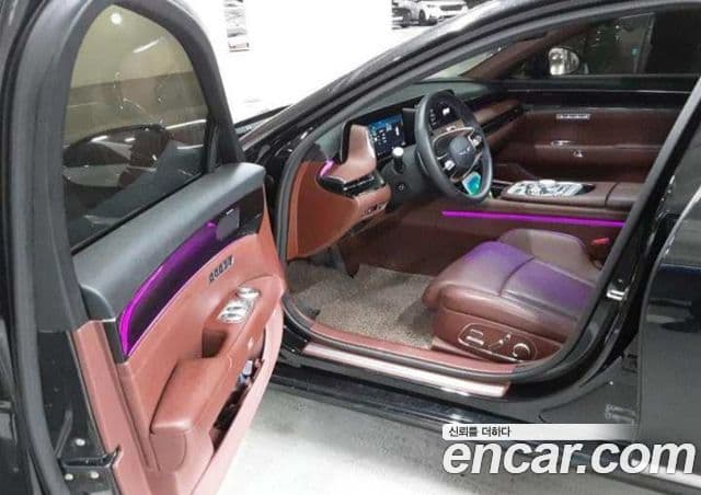 Genesis G90 (RS4) 4