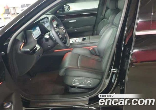 Genesis G90 (RS4) 4