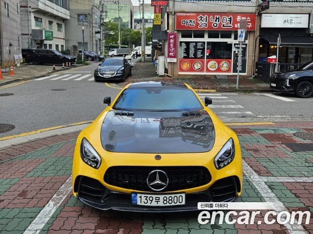 Mercedes-Benz AMG GT — 1