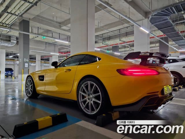 Mercedes-Benz AMG GT 3