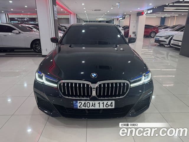 BMW 5 Series (G30) 2