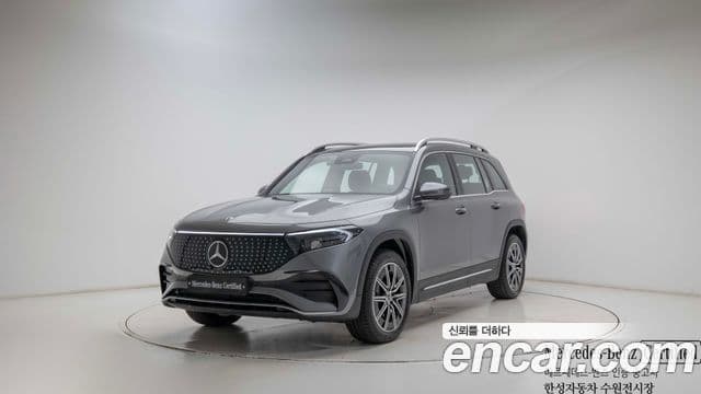 Mercedes-Benz EQB X243
