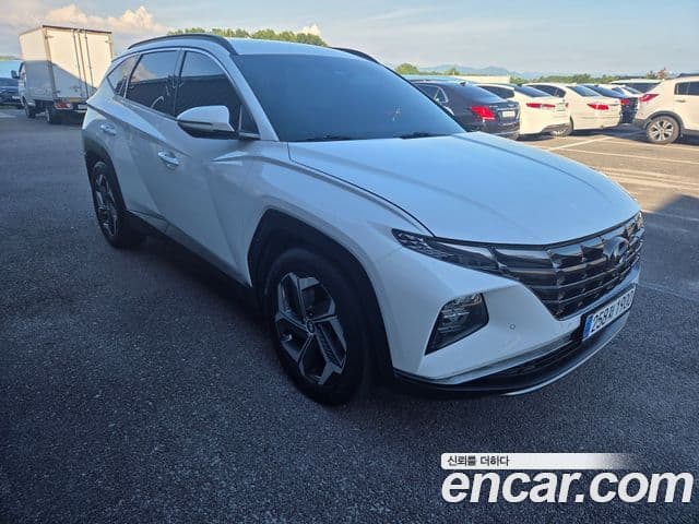 Hyundai Tucson (NX4) 3